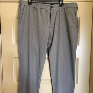 Haggar Men's Stylish Gray Khakis